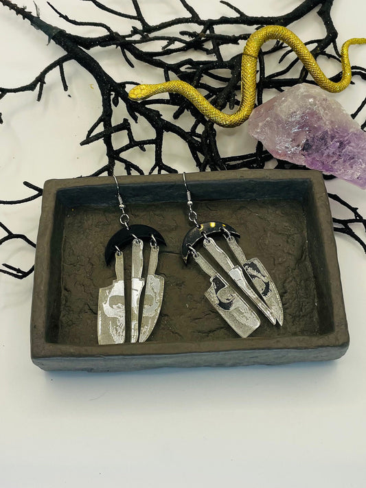 Skeleton Knives Dangle Earrings, Scary Halloween, Gift for Scary Movie Lover